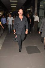 Rakesh Roshan snapped at the Airport, Mumbai on 12th Oct 2012,1 (23).JPG